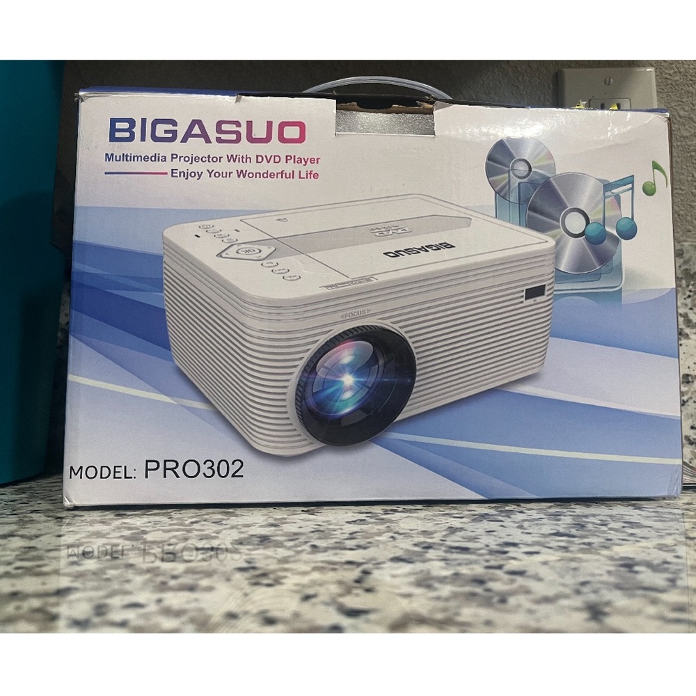Projector - Picture 4 of 5